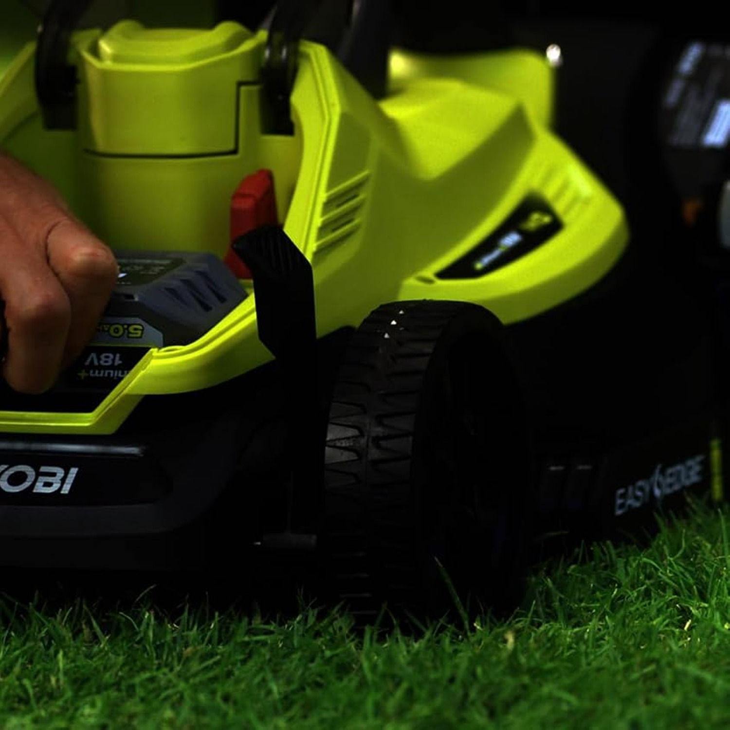RYOBI ONE+ 18V 33cm Lawn Mower Body Only: image 8