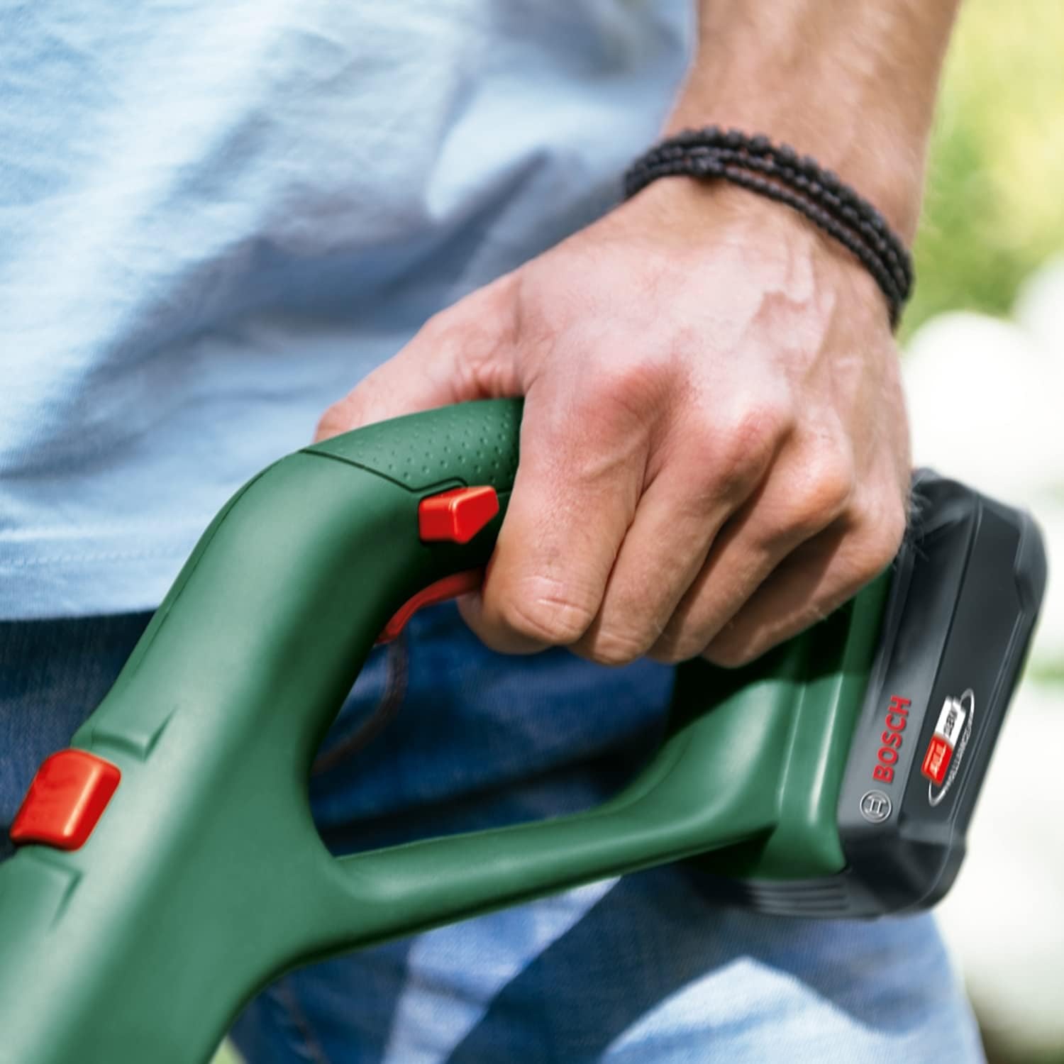 Bosch EasyGrassCut 18V-230 Cordless Grass Trimmer: image 4